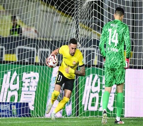 斯洛特稳坐,帅位未受威,需迅速止住,开云365,KaiYun365,开云365体育官网,开云365官网,开云365体育下载