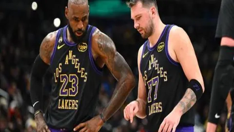 蒙克谈替补心态：球队争胜心切，全力拼搏不懈